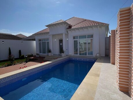 5 otaqlı həyət evi/bağ evi - Mərdəkan q. - 230 m²