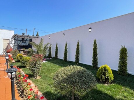 5 otaqlı həyət evi/bağ evi - Mərdəkan q. - 230 m²