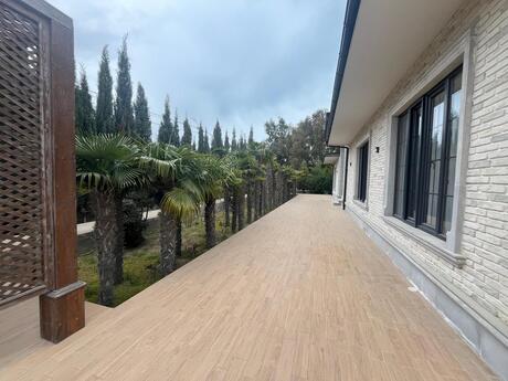 5 otaqlı həyət evi/bağ evi - Şüvəlan q. - 450 m²