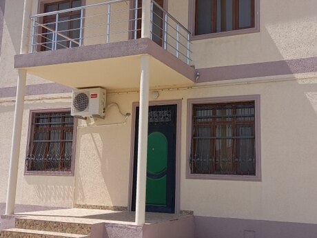Satılır 5 otaqlı həyət evi/bağ evi 180 m², Masazır q.
