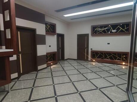 4 otaqlı yeni tikili - İnşaatçılar m. - 170 m²