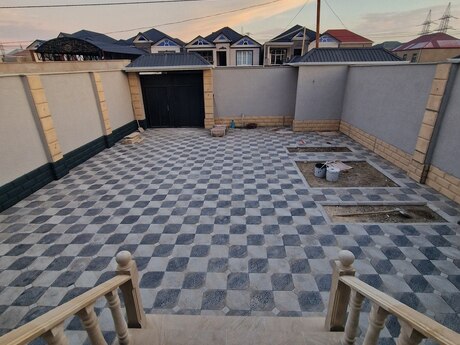 4 otaqlı həyət evi/bağ evi - Zabrat q. - 124 m²