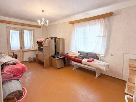4 otaqlı köhnə tikili - İnşaatçılar m. - 110 m²