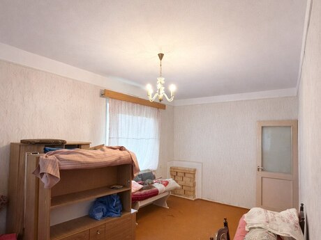 4 otaqlı köhnə tikili - İnşaatçılar m. - 110 m²