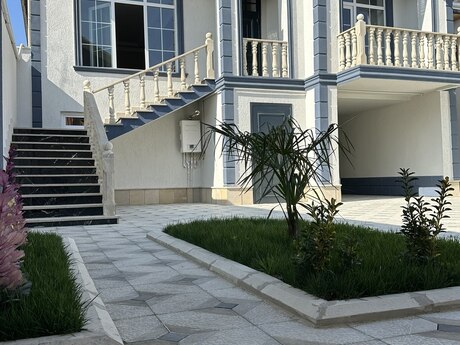 Satılır 5 otaqlı həyət evi/bağ evi 220 m², Savalan q.