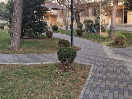 Satlr 1 otaql khn tikili 45 m, Azadlq Prospekti m.