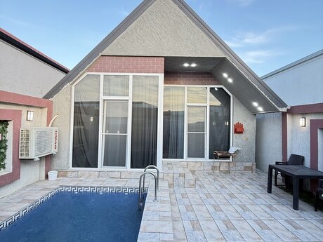 3 otaqlı həyət evi/bağ evi - Mərdəkan q. - 85 m²