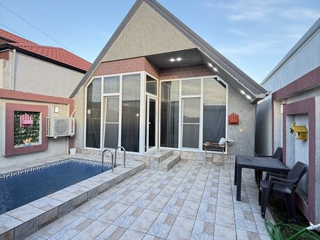 3 otaqlı həyət evi/bağ evi - Mərdəkan q. - 85 m²