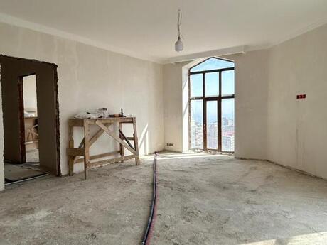 4 otaqlı yeni tikili - Nizami m. - 130 m²