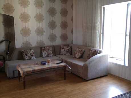Elan №5982026 - Bakı, Sahil m., 2 otaqlı, 73 m², 4/4 mərtəbə