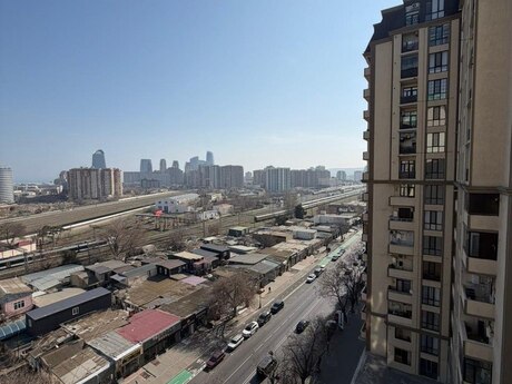 Объявление №5982038 - Баку, Наримановский  р., 3-комн., 141 м², 10/16 этаж