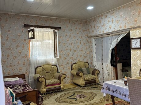 Satılır 3 otaqlı həyət evi/bağ evi 65 m², Xalqlar Dostluğu m.