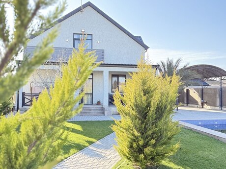 5 otaqlı həyət evi/bağ evi - Şüvəlan q. - 220 m²