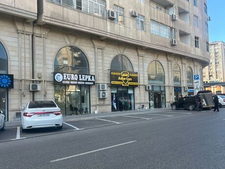 Obyekt - 8-ci mikrorayon q. - 118.5 m²