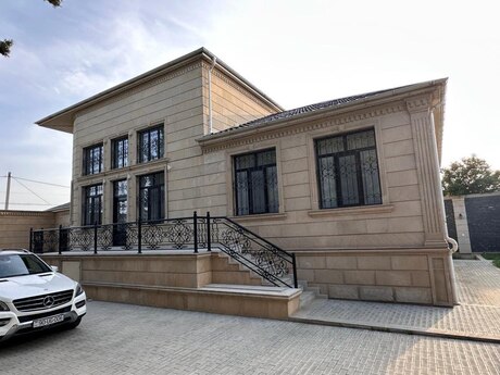 6 otaqlı həyət evi/bağ evi - Novxanı q. - 500 m²