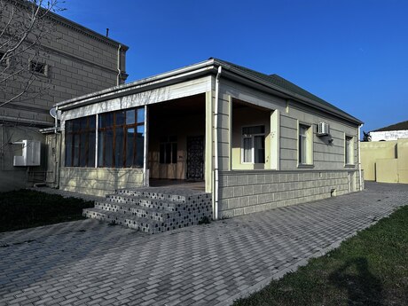 3 otaqlı həyət evi/bağ evi - Novxanı q. - 120 m²
