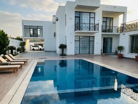 5 otaqlı həyət evi/bağ evi - Nardaran q. - 300 m²