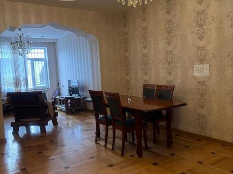 3 otaqlı köhnə tikili - Nizami m. - 85 m²