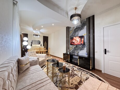 3 otaqlı köhnə tikili - İçəri Şəhər m. - 100 m²