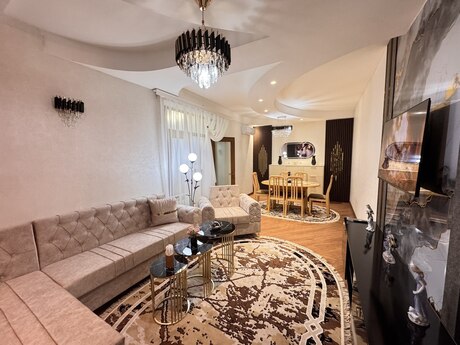 3 otaqlı köhnə tikili - İçəri Şəhər m. - 100 m²