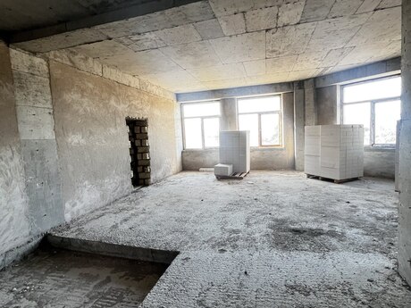 4 otaqlı yeni tikili - Ağ şəhər q. - 195 m²