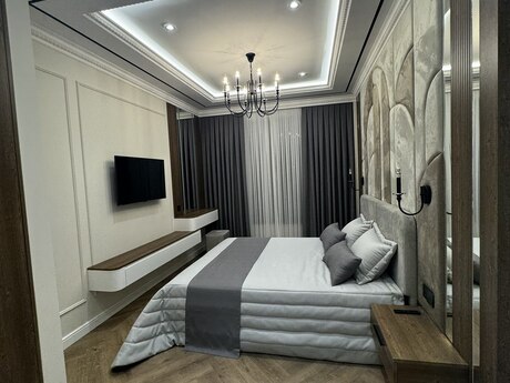 4 otaqlı yeni tikili - Şah İsmayıl Xətai m. - 168 m²