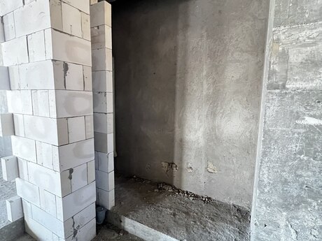 4 otaqlı yeni tikili - Ağ şəhər q. - 160 m²