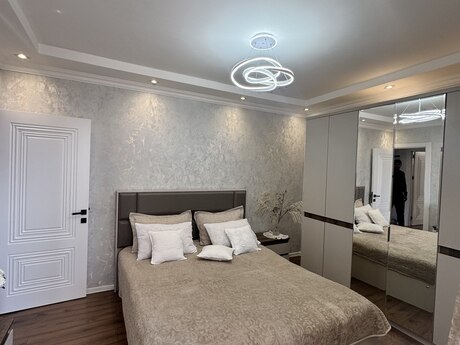2-комн. вторичка - м. Халглар Достлугу - 60 м²
