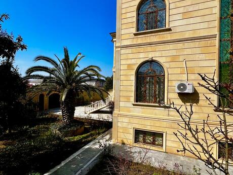 6 otaqlı həyət evi/bağ evi - Həzi Aslanov q. - 640 m²