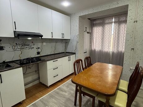 5 otaqlı köhnə tikili - Yeni Günəşli q. - 110 m²