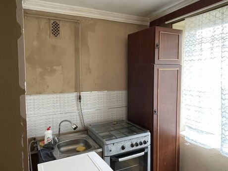 1 otaqlı köhnə tikili - Həzi Aslanov q. - 31 m²