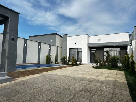 4 otaqlı həyət evi/bağ evi - Şüvəlan q. - 150 m²