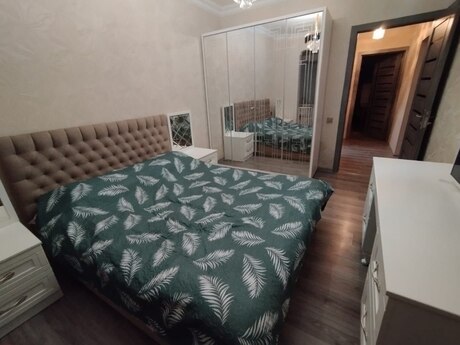 4 otaqlı köhnə tikili - Xalqlar Dostluğu m. - 105 m²