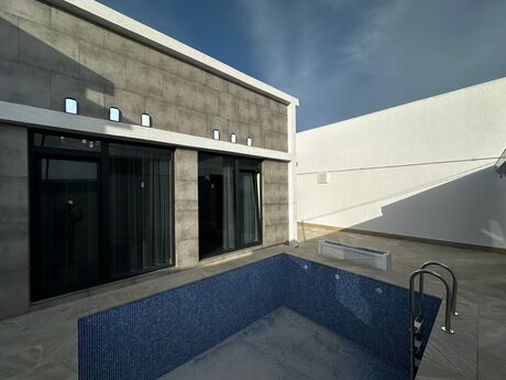 4 otaqlı həyət evi/bağ evi - Şüvəlan q. - 130 m²