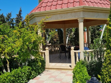 10 otaqlı həyət evi/bağ evi - Mərdəkan q. - 600 m²