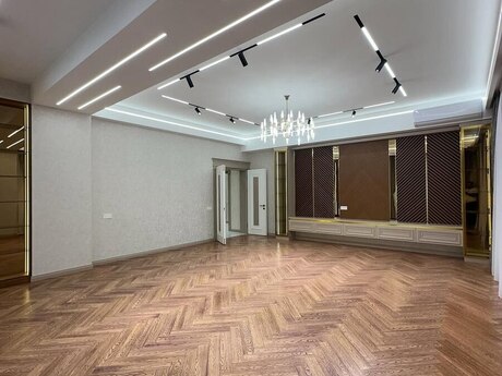 4 otaqlı yeni tikili - 28 May m. - 200 m²