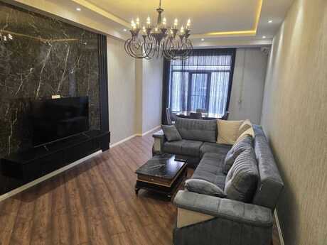2 otaqlı yeni tikili - Şah İsmayıl Xətai m. - 79 m²