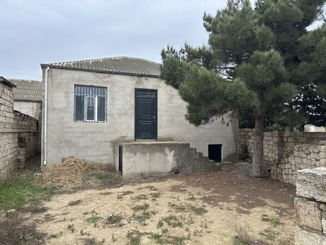 Satılır 3 otaqlı həyət evi/bağ evi 90 m², Buzovna q.