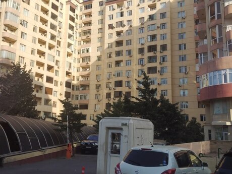 Satılır 3 otaqlı yeni tikili 75 m², Memar Əcəmi m.