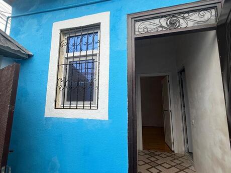 Satılır 1 otaqlı həyət evi/bağ evi 27 m², Binə q.