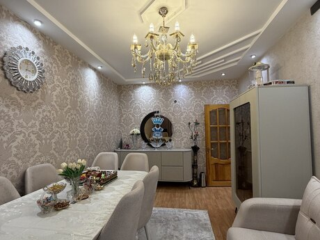 3 otaqlı köhnə tikili - Bakıxanov q. - 60 m²