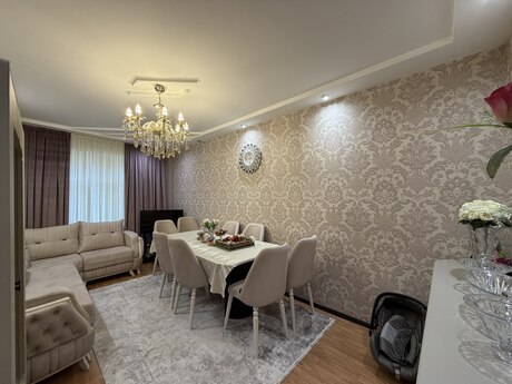 3 otaqlı köhnə tikili - Bakıxanov q. - 60 m²
