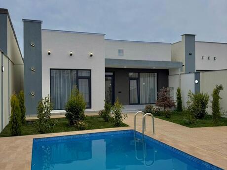 4 otaqlı həyət evi/bağ evi - Şüvəlan q. - 180 m²