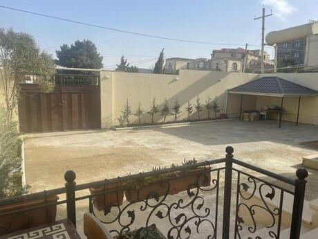 7 otaqlı həyət evi/bağ evi - Səbail r. - 600 m²