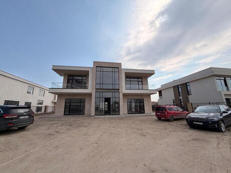 8 otaqlı həyət evi/bağ evi - Sea Breeze q. - 1000 m²