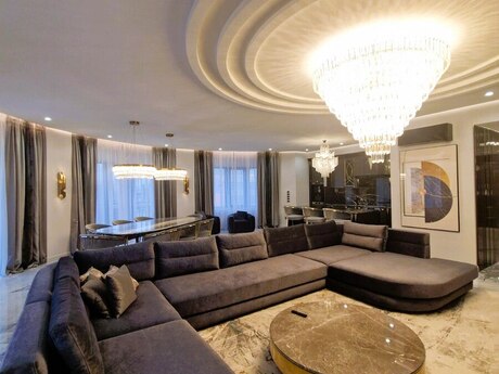 5 otaqlı yeni tikili - Ağ şəhər q. - 220 m²