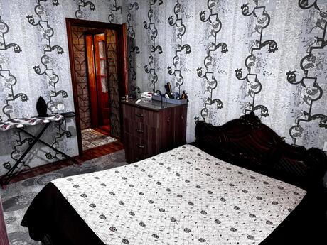 2 otaqlı köhnə tikili - Yeni Günəşli q. - 65 m²