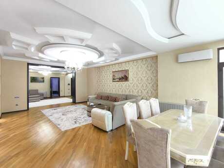 4 otaqlı yeni tikili - Şah İsmayıl Xətai m. - 235 m²