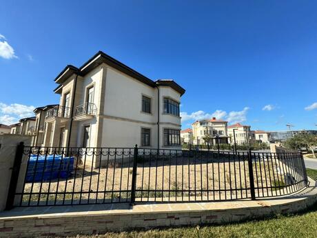 8 otaqlı həyət evi/bağ evi - Sea Breeze q. - 345 m²