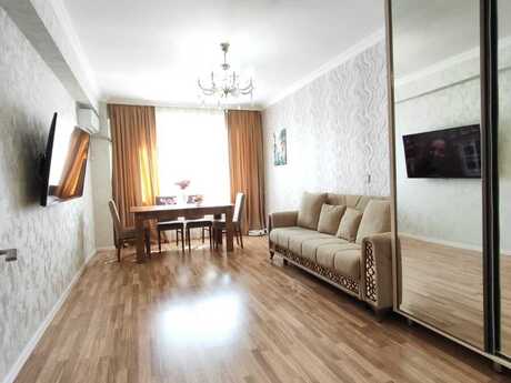 Elan №5984480 - Bakı, İnşaatçılar m., 2 otaqlı, 62 m², 16/20 mərtəbə